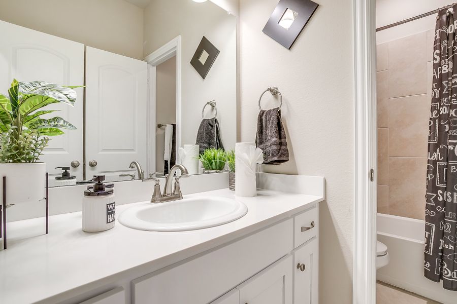 Furnished interior in a model home at Summerwood in Red Oak (Image 25). Furnished interior in a model home at Summerwood in Red Oak (Image 25).