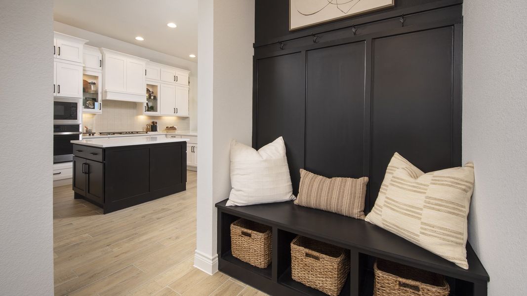 Furnished interior in a model home at Woodside 47' in Georgetown (Image 12).