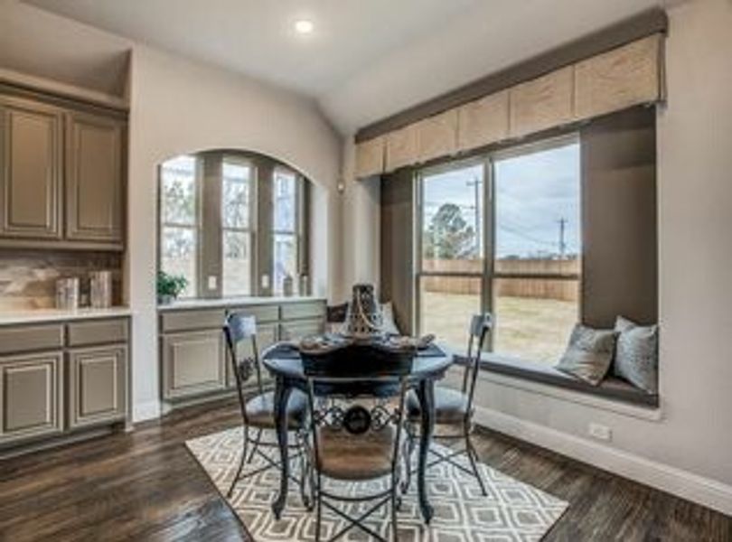 Image 16 of the Queensgate community in Mansfield, TX.