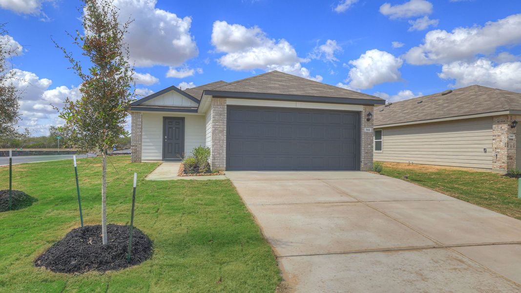 Exterior details of a home in Spring Valley, New Braunfels (Image 2). Exterior details of a home in Spring Valley, New Braunfels (Image 2).