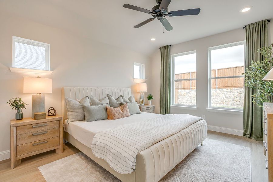 Furnished interior in a model home at Creekside in Royse City (Image 67).
