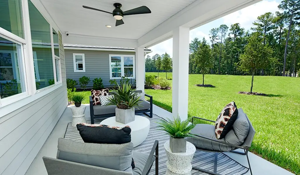 Exterior details of a home in Laurelton, Green Cove Springs (Image 2). Exterior details of a home in Laurelton, Green Cove Springs (Image 2).