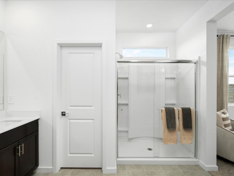 Bathroom in the Leslie Floorplan at Rancho Mirage