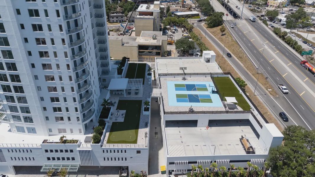 Community amenity available to residents of Altura Bayshore in Tampa (Image 3).