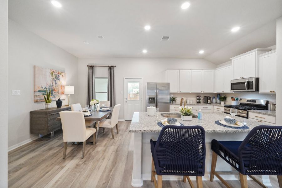 San Jacinto Kitchen/Dining