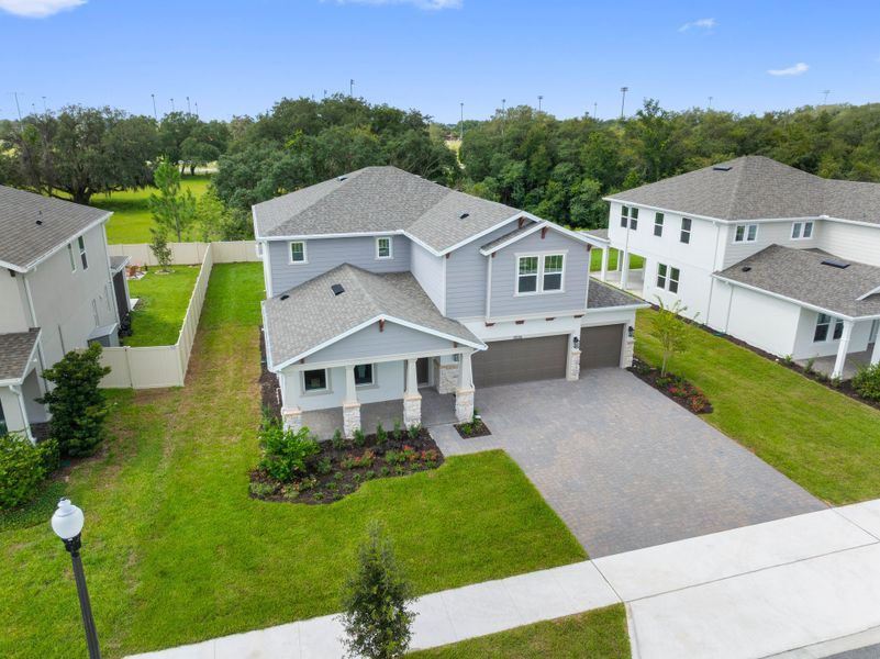 Front exterior of a home in the Acuera Estates community, located in Apopka, FL (Image 3).