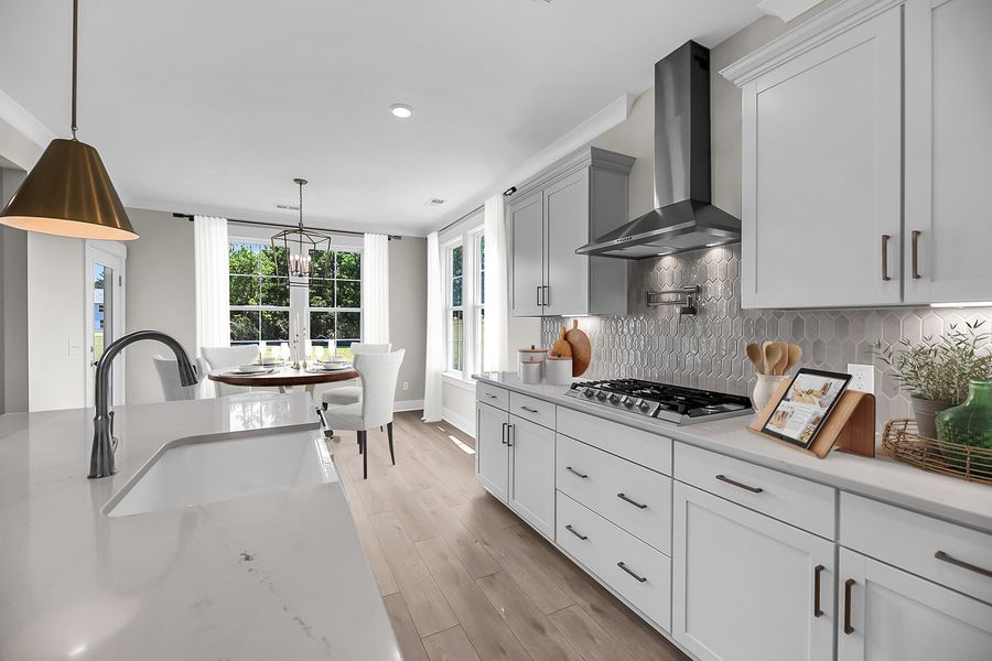 Bates II | Kitchen to Eat-In Bates II | Kitchen to Eat-In