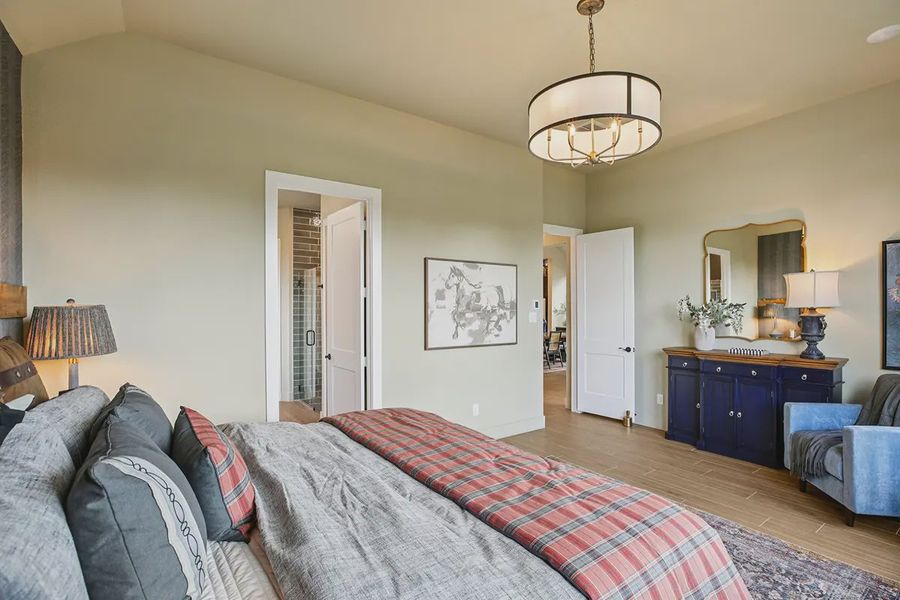Furnished interior in a model home at Meridiana 50's in Manvel (Image 38).