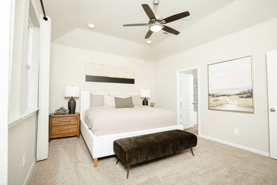 Furnished interior in a model home at Sunrise Cove in Texas City (Image 18).