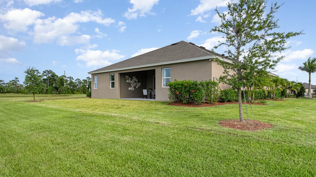 Exterior details of a home in Crystal Bay Estates, Grant-Valkaria (Image 6).
