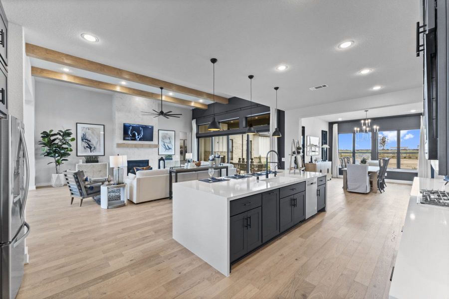 Furnished interior in a model home at Lakeview 100’s in Waller (Image 18).