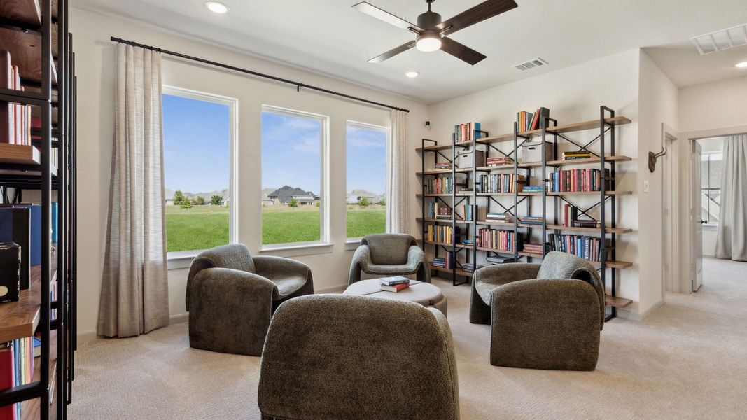 Furnished interior in a model home at Hazelwood 40' Series in Frisco (Image 50). Furnished interior in a model home at Hazelwood 40' Series in Frisco (Image 50).