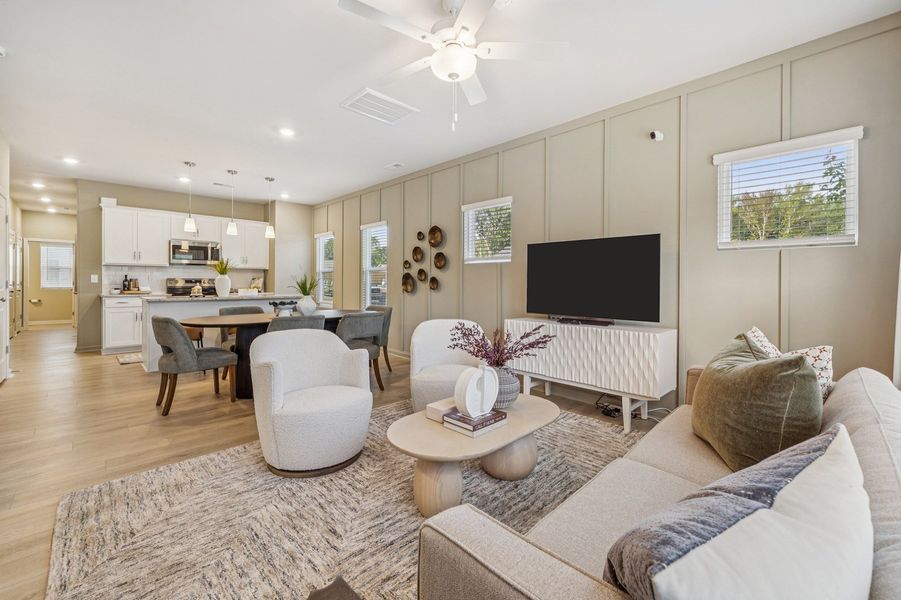 Cannalily | Great Room