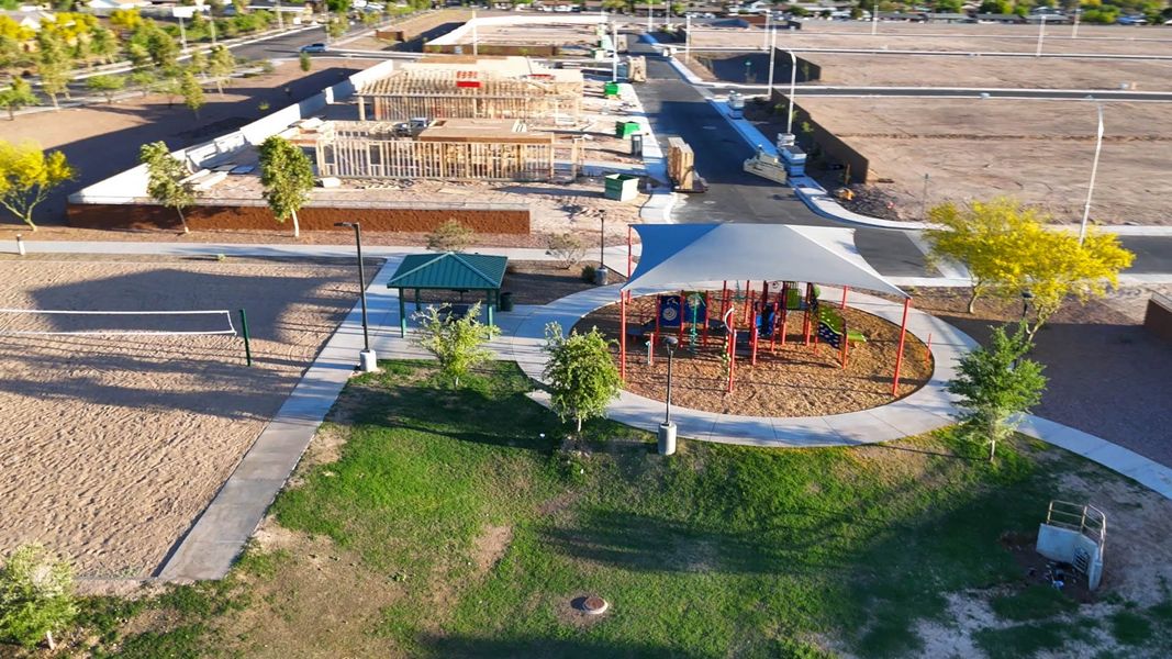 Community amenity available to residents of Del Rio Ranch in Avondale (Image 1).