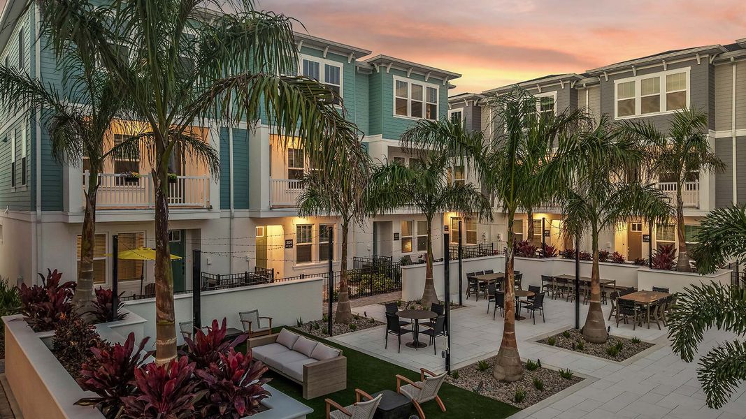 Image 23 of the Towns at Union community in St. Petersburg, FL.