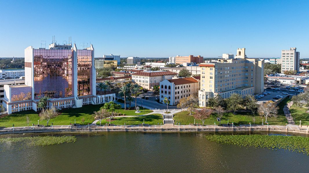 Downtown Lakeland is less than 10 minutes from Grasslands West, with top restaurants, historic landmarks, shopping.