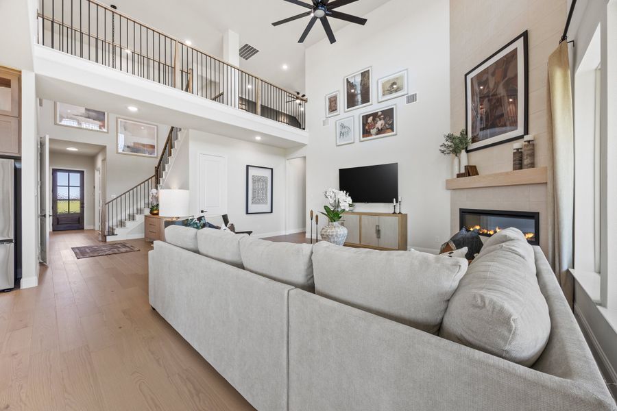 Furnished interior in a model home at Myrtle Creek in Waxahachie (Image 20).