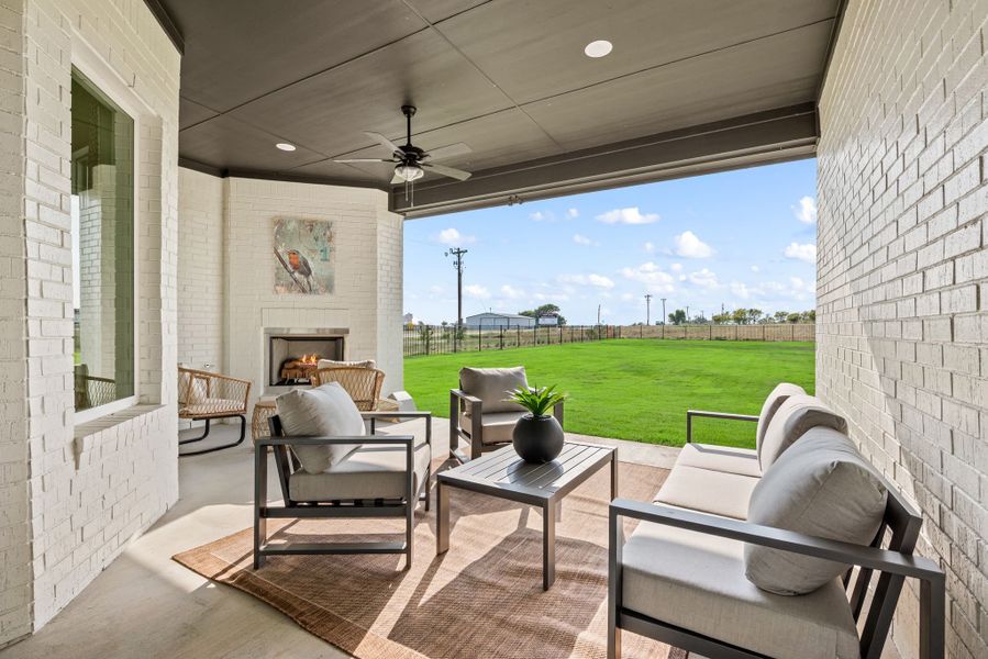 Furnished interior in a model home at Settlers Glen in New Fairview (Image 35). Furnished interior in a model home at Settlers Glen in New Fairview (Image 35).