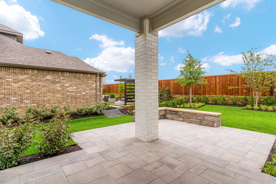 American Legend Homes' 40' model in Wellington - Outdoor Living American Legend Homes' 40' model in Wellington - Outdoor Living