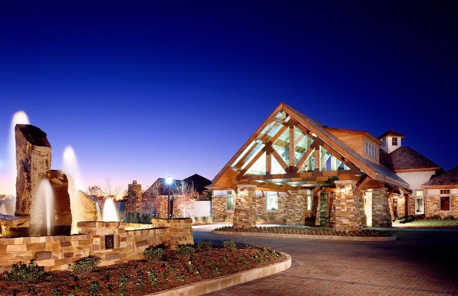 Image 28 of the Westminster at Craig Ranch community in McKinney, TX.