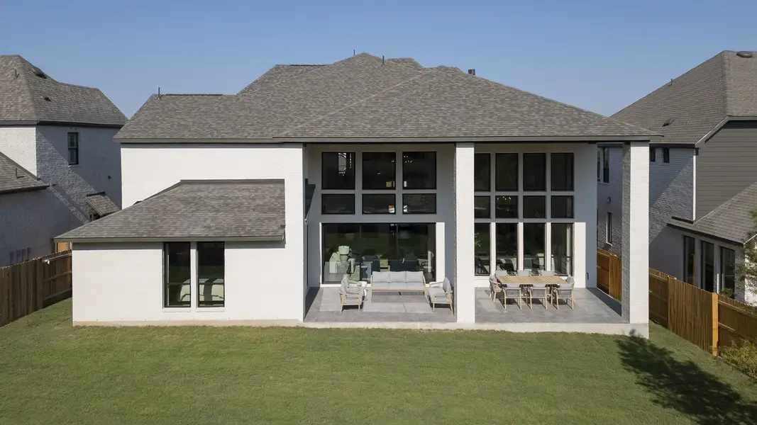 Exterior details of a home in Palmera Ridge 60', Leander (Image 5).
