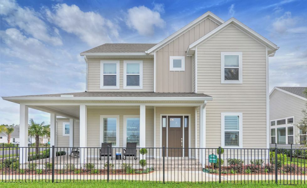 Front exterior of a home in the Seven Pines community, located in Jacksonville, FL (Image 4). Front exterior of a home in the Seven Pines community, located in Jacksonville, FL (Image 4).