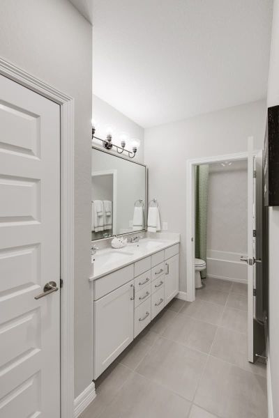 Image 26 of the Haven at Seven Lakes 40 community in Katy, TX.