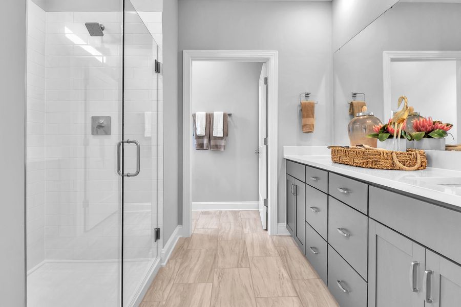 Beautiful Primary Bathrooms with Dual Sinks