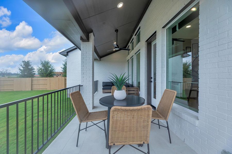Exterior details of a home in The Colony - 50', Bastrop (Image 4).