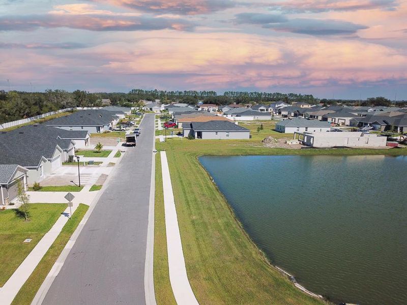 Welcome home to Enclave at Lake Myrtle, your new neighborhood in Auburndale, FL