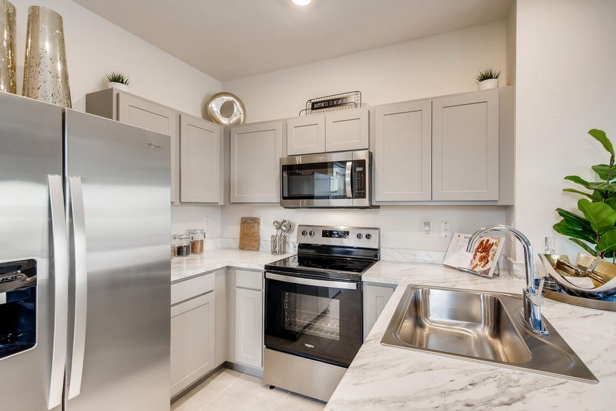 Image 14 of the Regal Palm Square community in Florida City, FL.