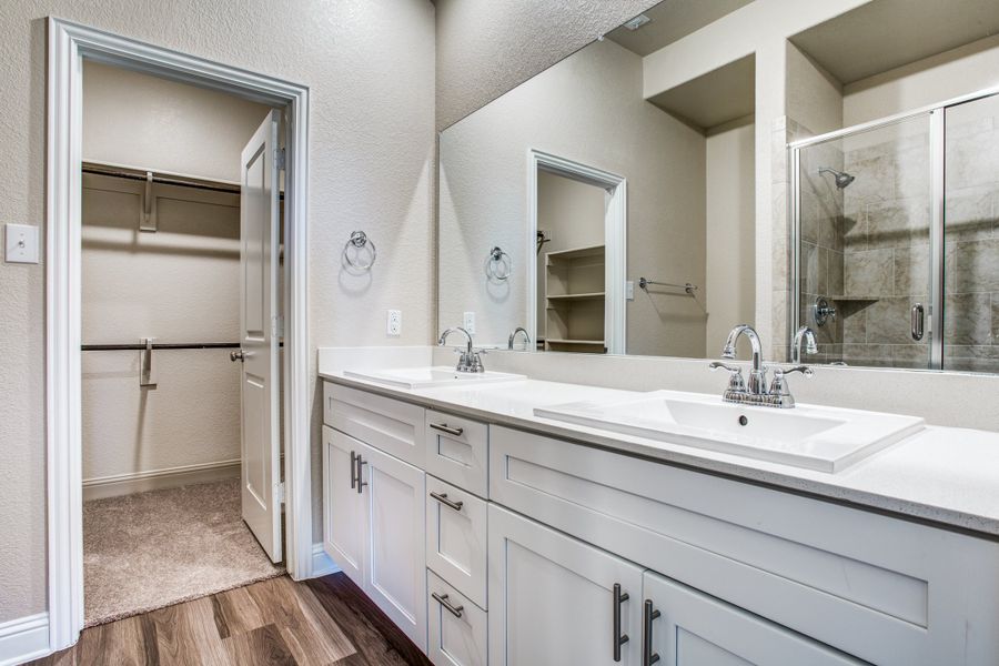 Image 13 of the Windsor Oaks community in Denton, TX.