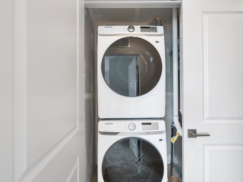 Image 20 of the Lyric at RidgeGate Townhomes community in Lone Tree, CO.