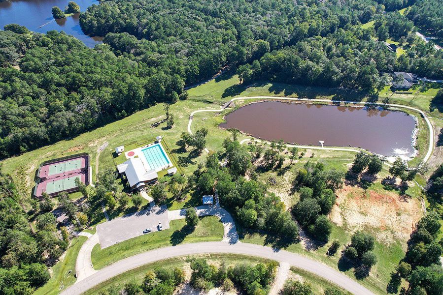 Community amenity available to residents of High Meadow Estates in Montgomery (Image 7).