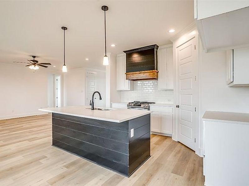 Image 20 of the Wildcat Ridge community in Godley, TX.