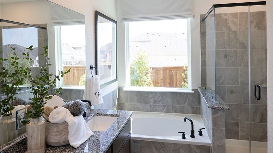 Image 18 of the Madero 77s community in Fort Worth, TX.