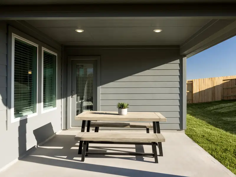Exterior details of a home in Granger Pointe - Premier Series, Conroe (Image 3).