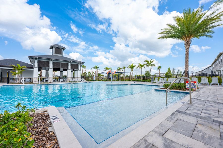 Havenfield at Crossprairie Pool