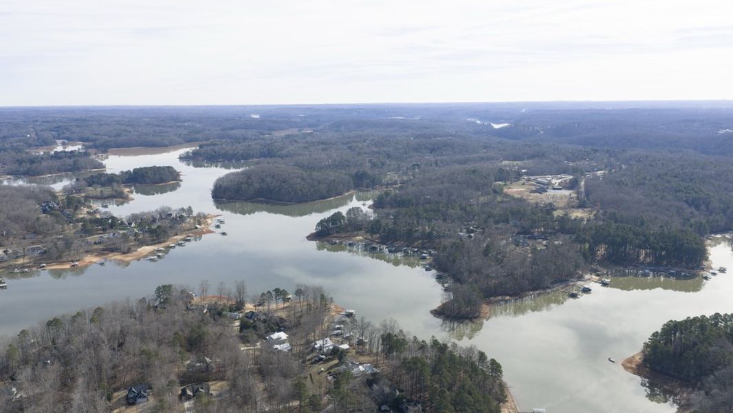 Natural surroundings and green spaces near Grandview at Lanier in Dawsonville, GA (Image 15). Natural surroundings and green spaces near Grandview at Lanier in Dawsonville, GA (Image 15).