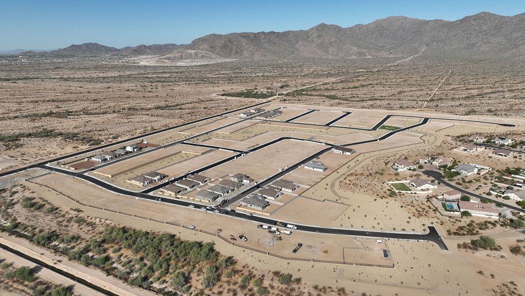 Site preparation and early development at White Tank Vistas in Waddell, AZ (Image 28).
