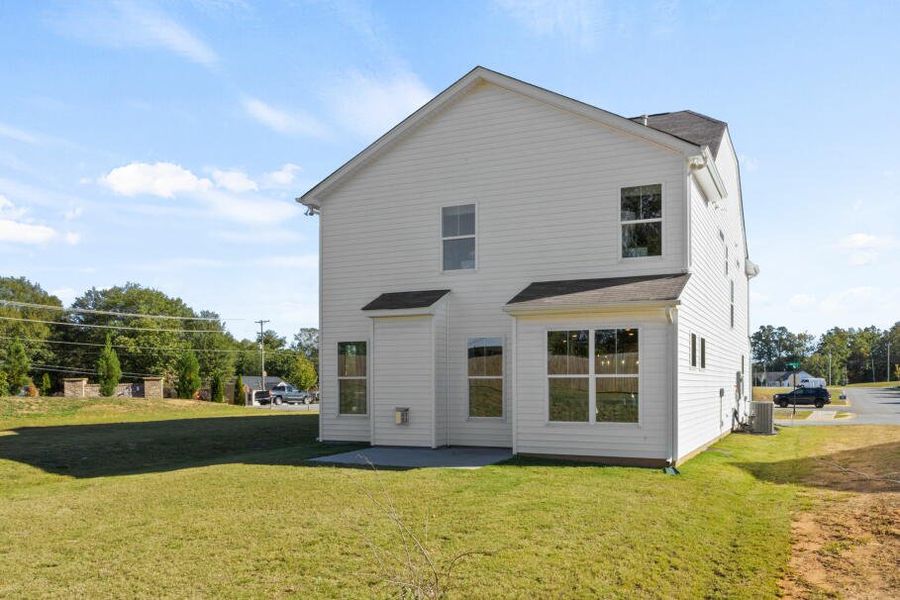 Exterior details of a home in Bellevue, Greenville (Image 3). Exterior details of a home in Bellevue, Greenville (Image 3).
