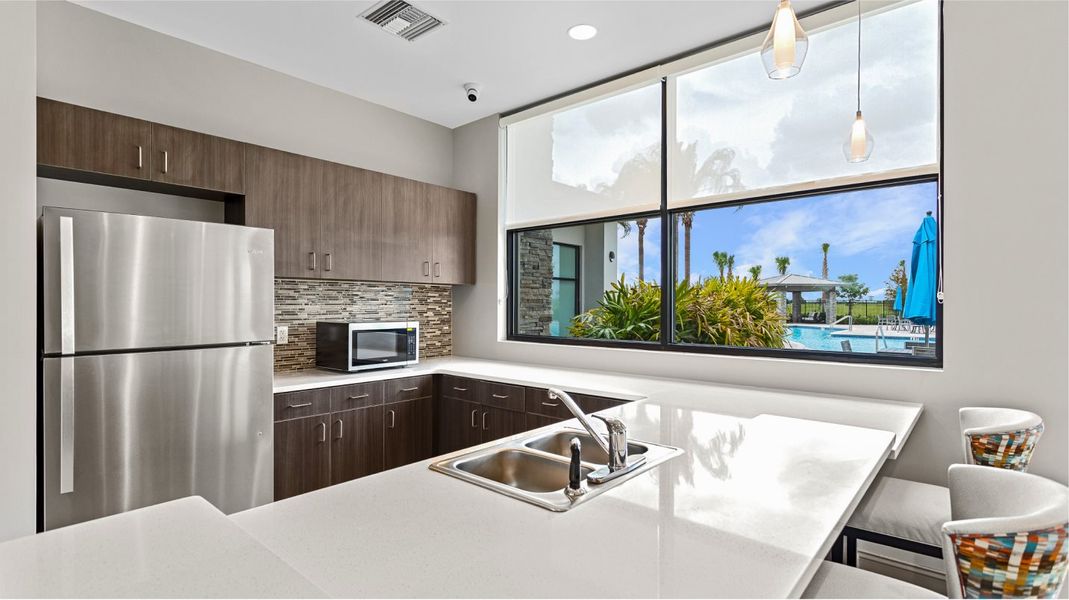 Trinity Lakes clubhouse