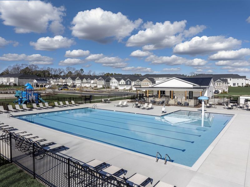 Community pool & clubhouse