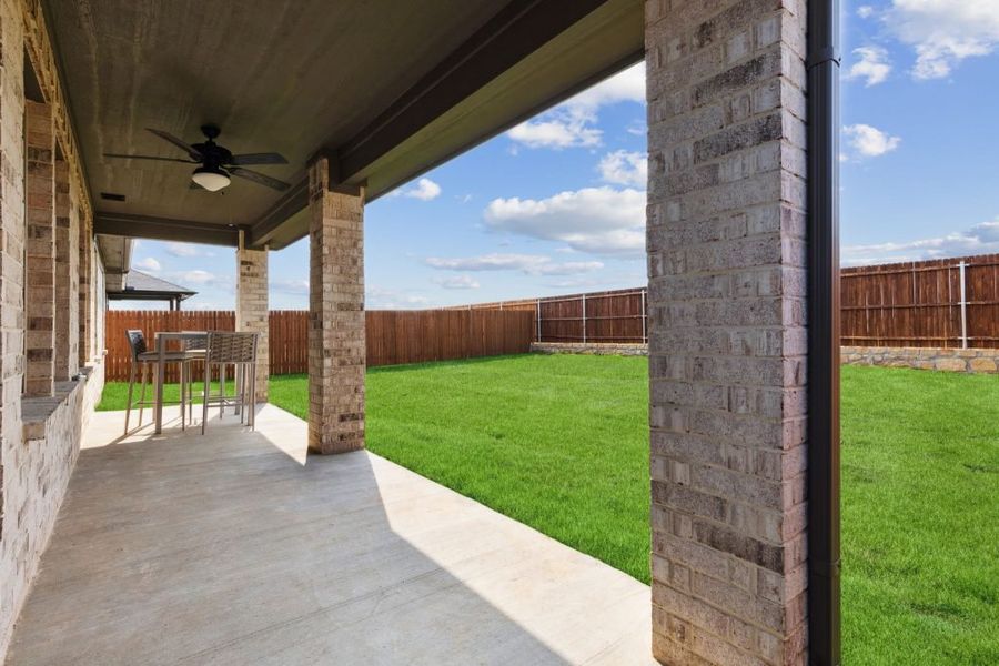 Exterior details of a home in Baker Farms, Cleburne (Image 11).