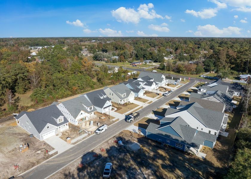 Aerial view of the Riverside Cove community in Wilmington, NC, showing layout and nearby surroundings (Image 12). Aerial view of the Riverside Cove community in Wilmington, NC, showing layout and nearby surroundings (Image 12).