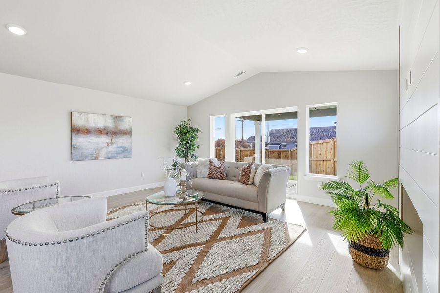 Furnished interior in a model home at Upland Meadows in Hermiston (Image 26).