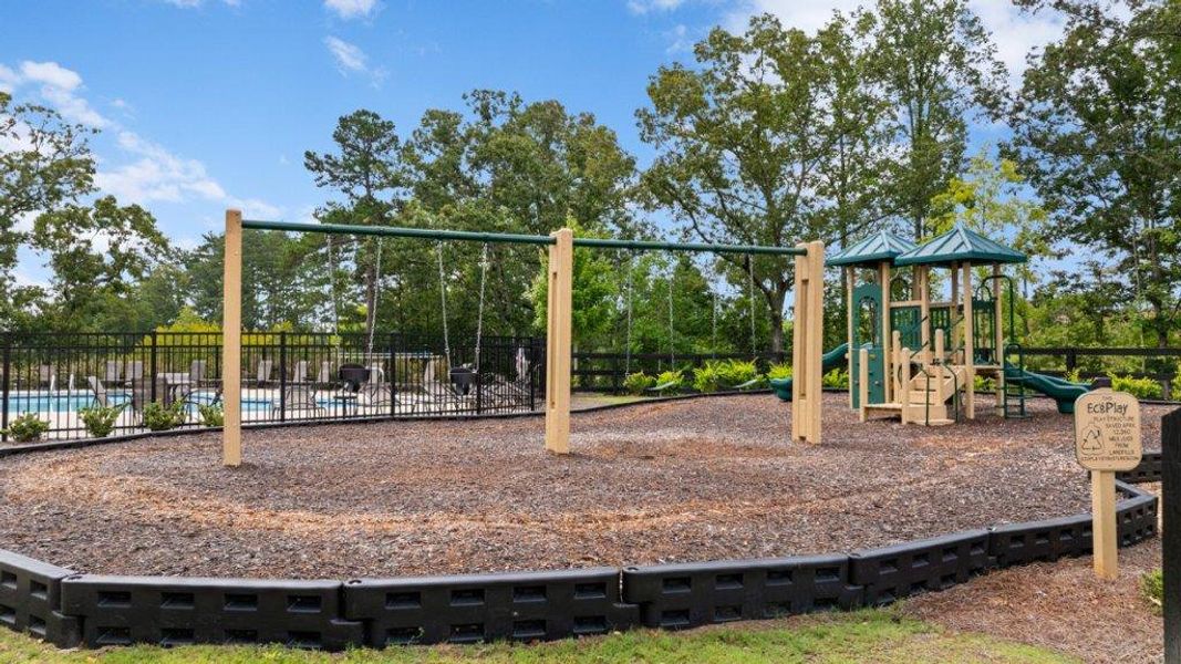 Community amenity available to residents of Thompson Ridge in Dallas (Image 18).