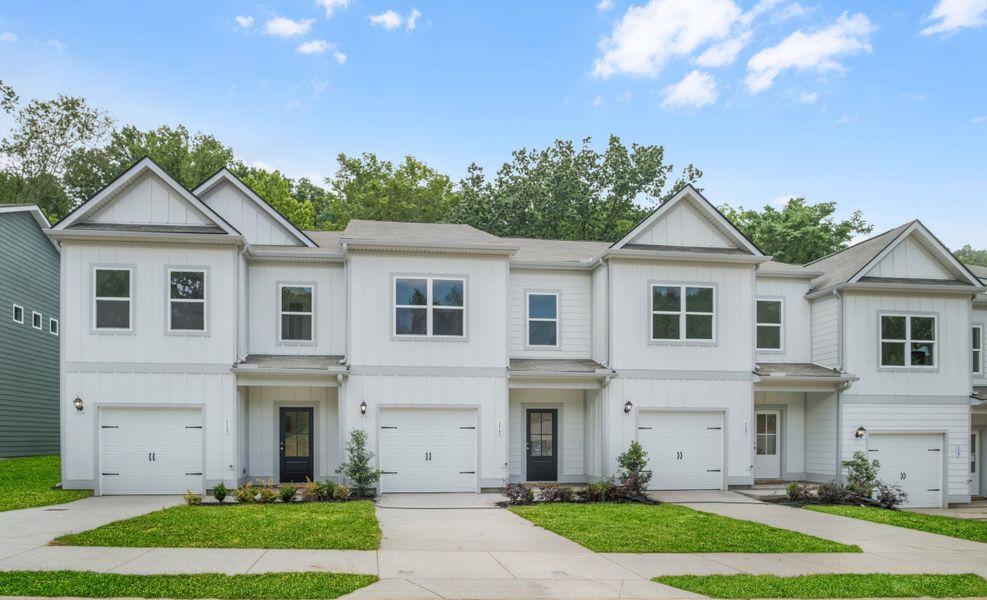 Front exterior of a home in the Ironhorse community, located in Dickson, TN (Image 1).