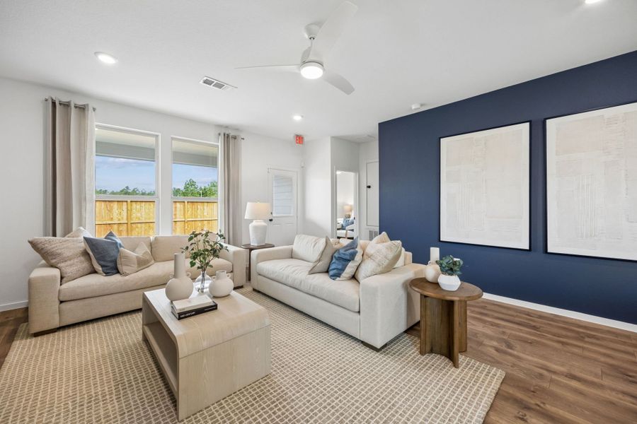 Furnished interior in a model home at Mavera in Conroe (Image 5).