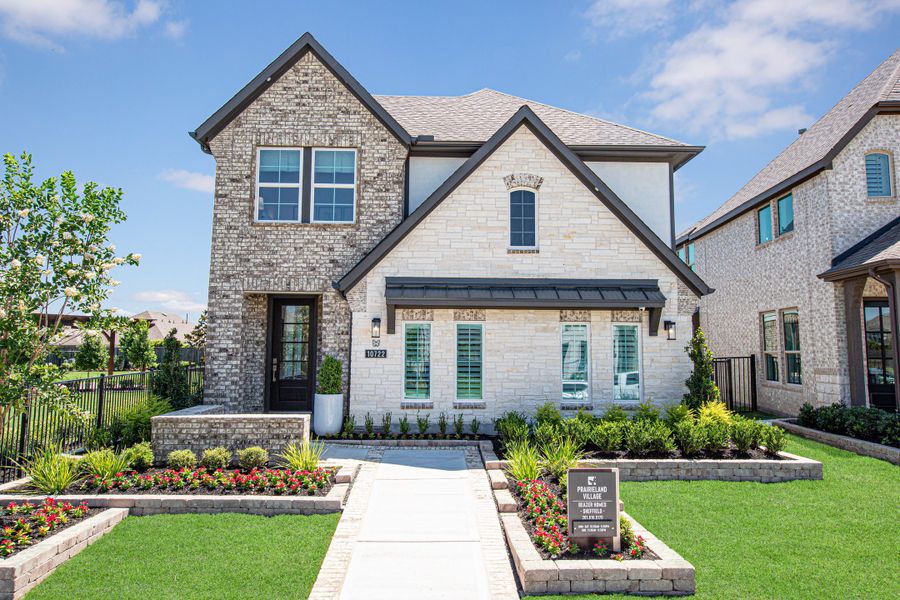 Front exterior of a home in the Bridgeland: Bridgeland 45' Homesites community, located in Cypress, TX (Image 2).